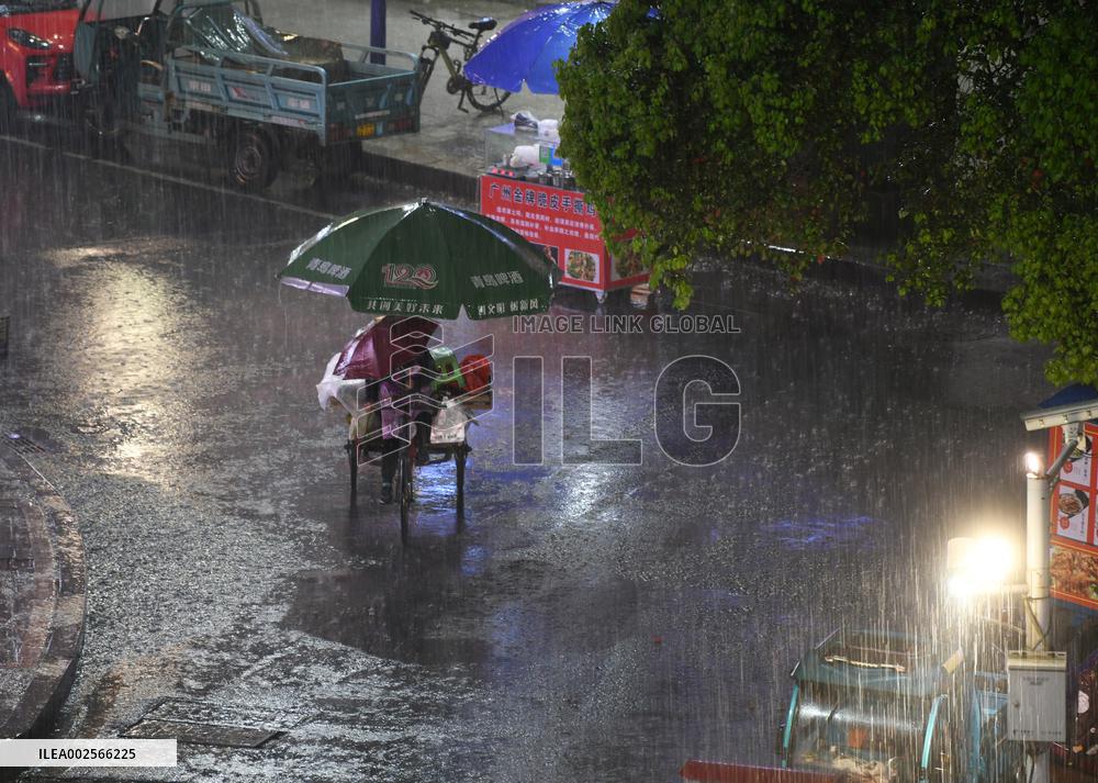 Heavy Rain Hit Jiujiang