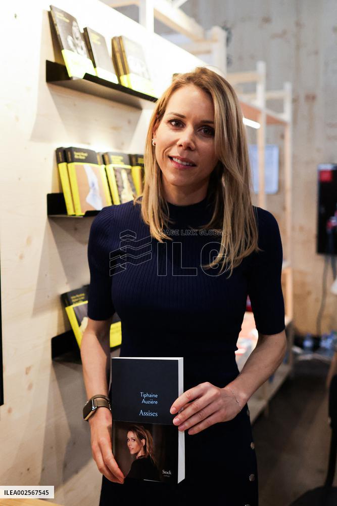 Paris Book Festival - Tiphaine Auziere