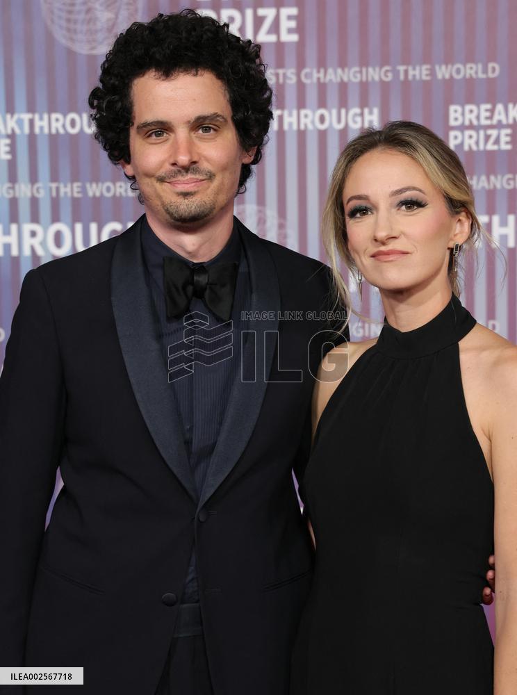 10th Annual Breakthrough Prize Ceremony - LA