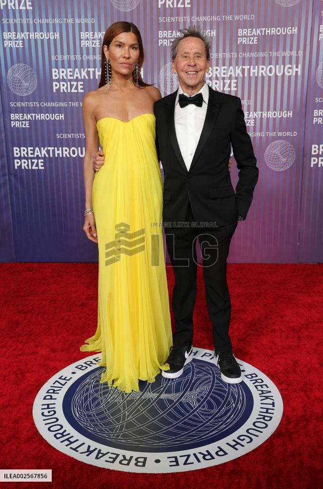 10th Annual Breakthrough Prize Ceremony - LA