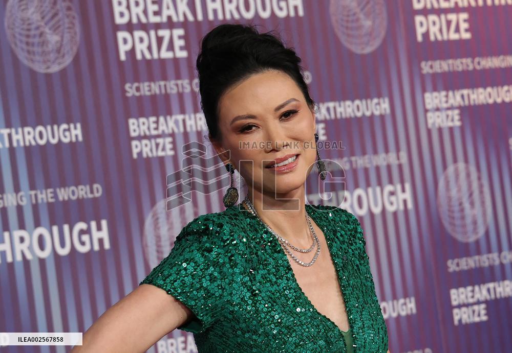 10th Annual Breakthrough Prize Ceremony - LA