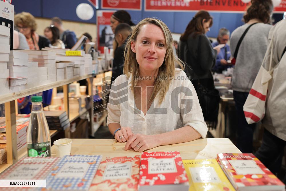 Paris Book Festival, Aurelie Valognes  TM
