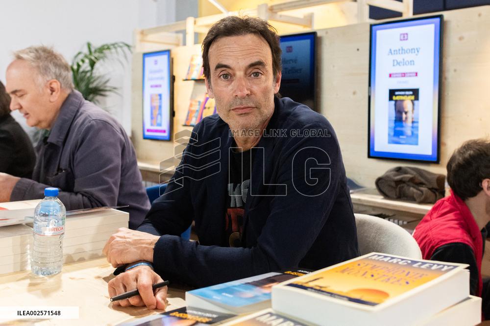 Paris Book Festival, Anthony Delon  TM