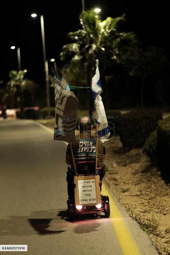 Anti-Netanyahu Protest In Caesarea - Israel