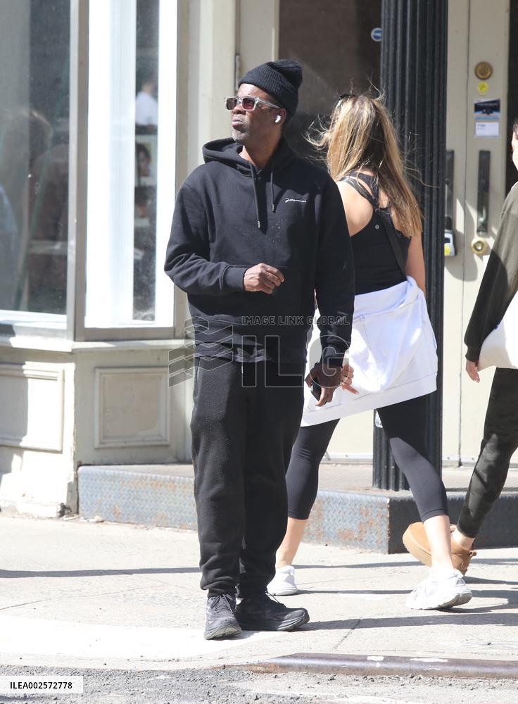 Chris Rock Walking Around Soho - NYC