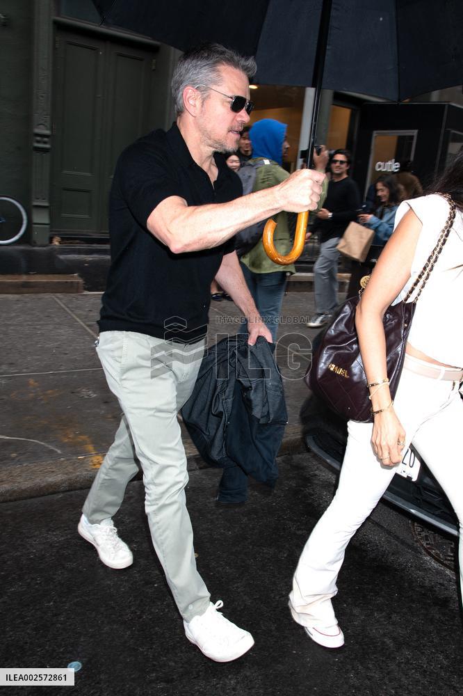 Jennifer Lopez Heads To Lunch With Matt Damon - NYC