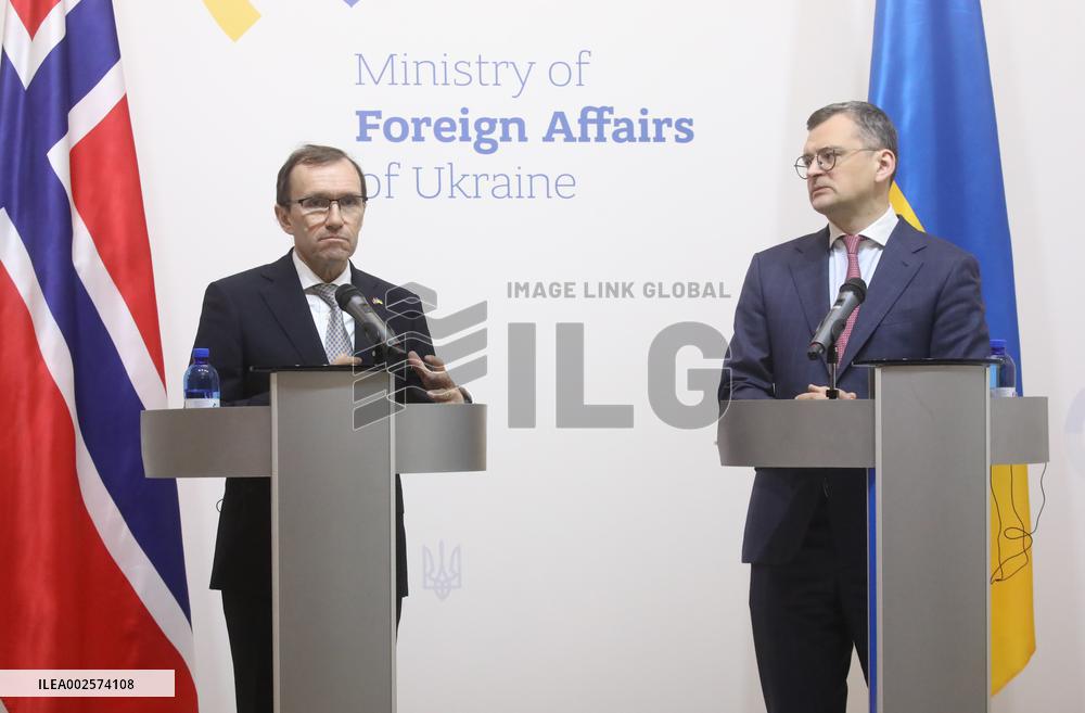 News conference of Ukrainian and Norwegian FMs in Kyiv