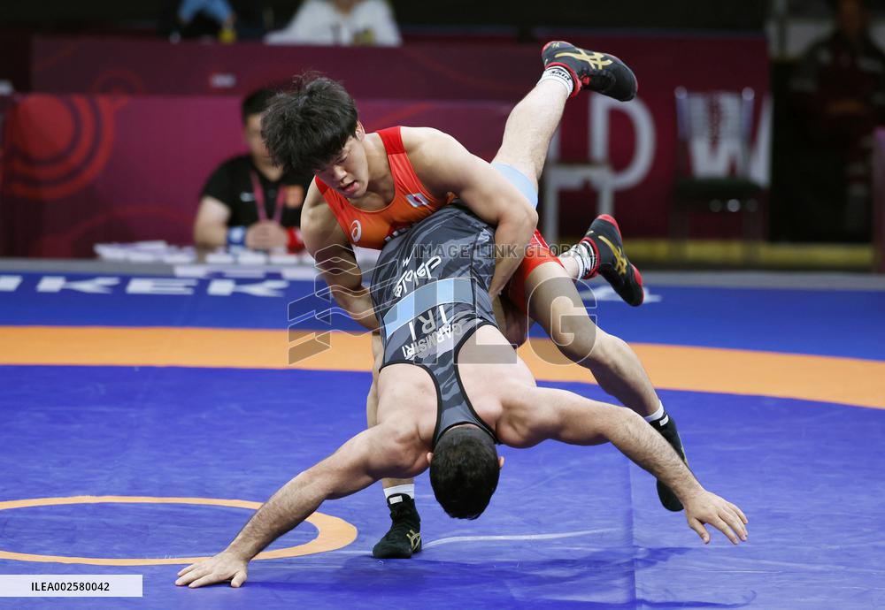 Wrestling: Asian championships