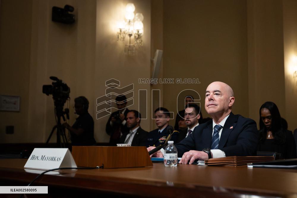 House Sends Mayorkas Impeachment Articles To The Senate - Washington