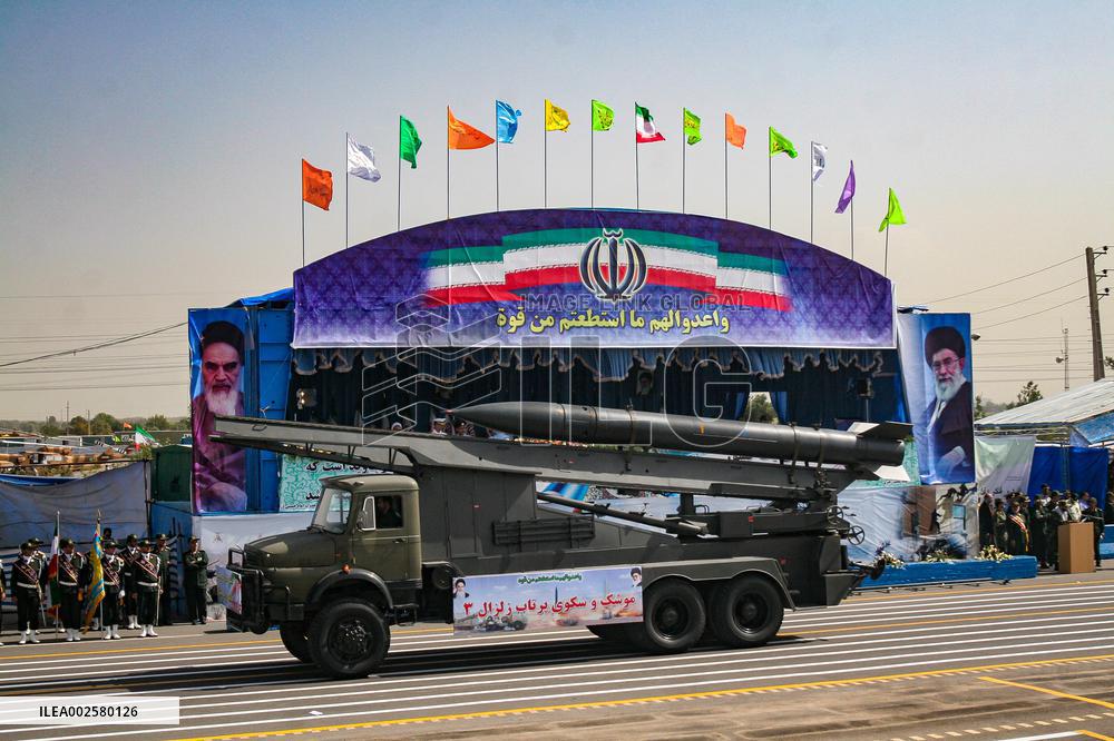 Files - Military Parades - Tehran