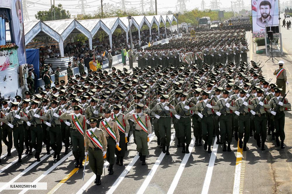Files - Military Parades - Tehran