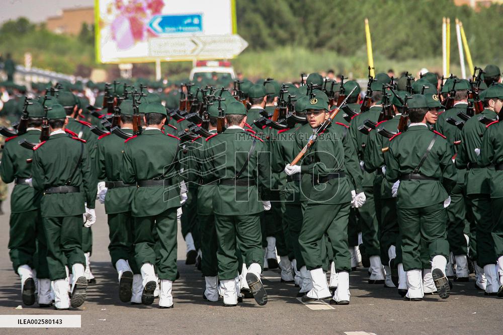 Files - Military Parades - Tehran