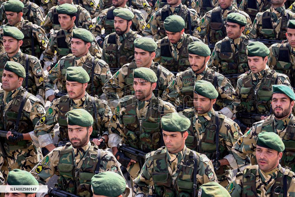 Files - Military Parades - Tehran