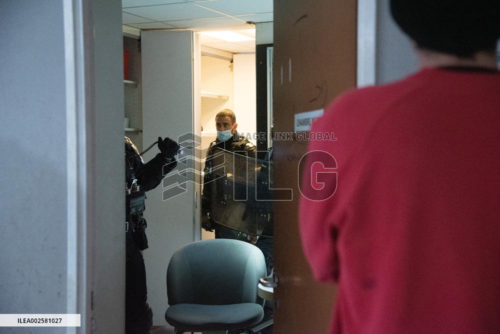 Evacuation Of France's Biggest Squat - Vitry-sur-Seine