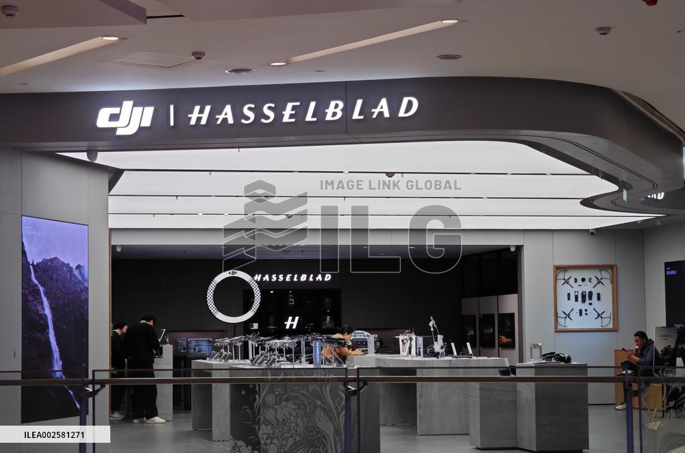 A Joint DJI and Hasselblad Camera Store in Shanghai