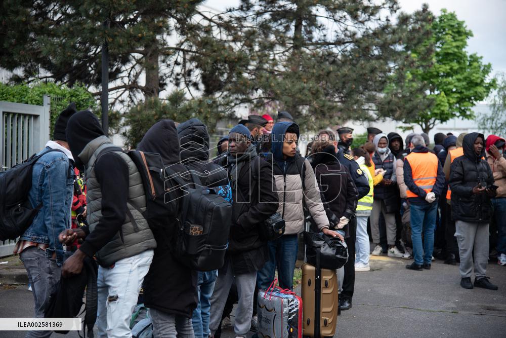Evacuation Of France's Biggest Squat - Vitry-sur-Seine