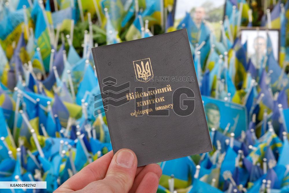 Ukrainian military ID card of reserve officer