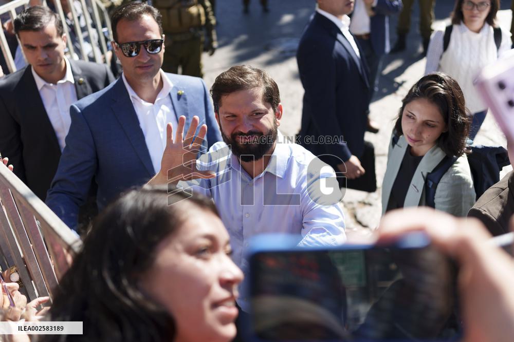 Santiago - Chillán fast train inauguration