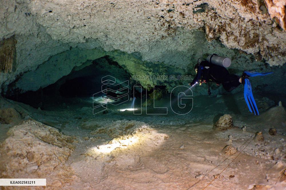 Scuba Diving In World Famous Cenotes In Tulum - Mexico