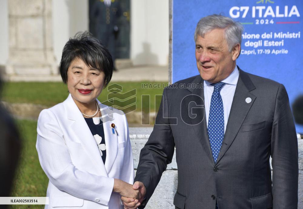 Japan foreign minister at G-7 meeting