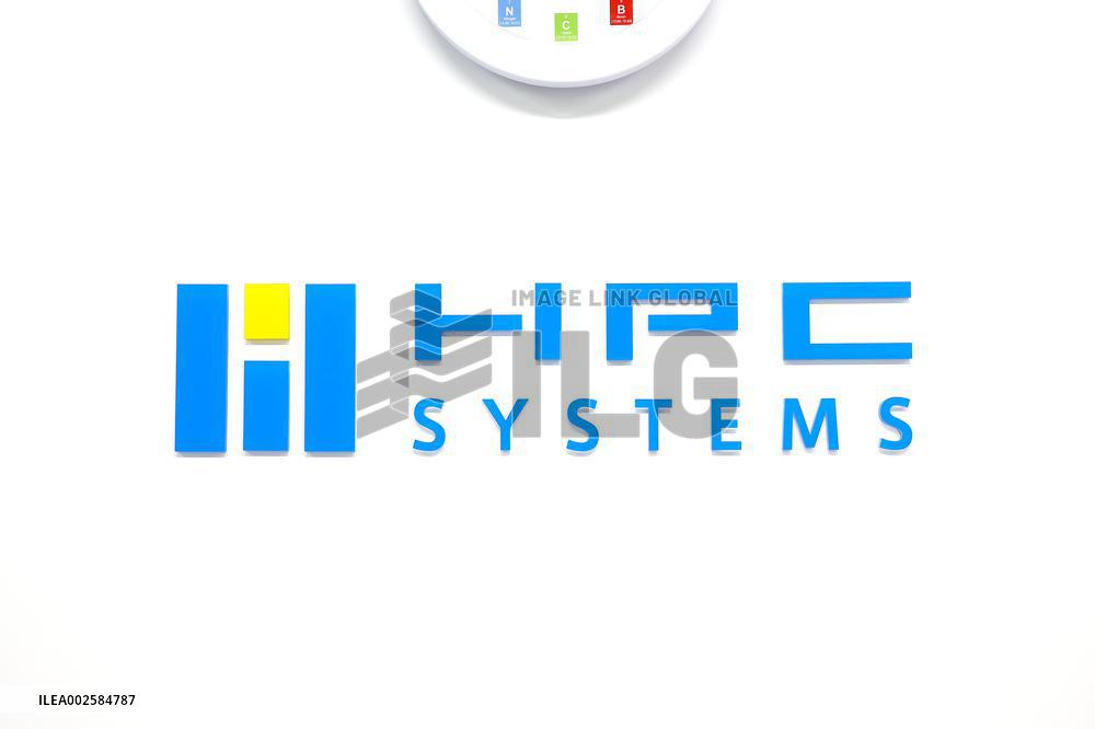 HPC Systems signage, logo