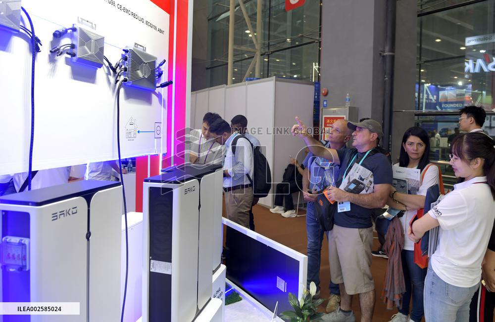 CHINA-GUANGZHOU-CANTON FAIR-"NEW THREE" INDUSTRIES (CN)