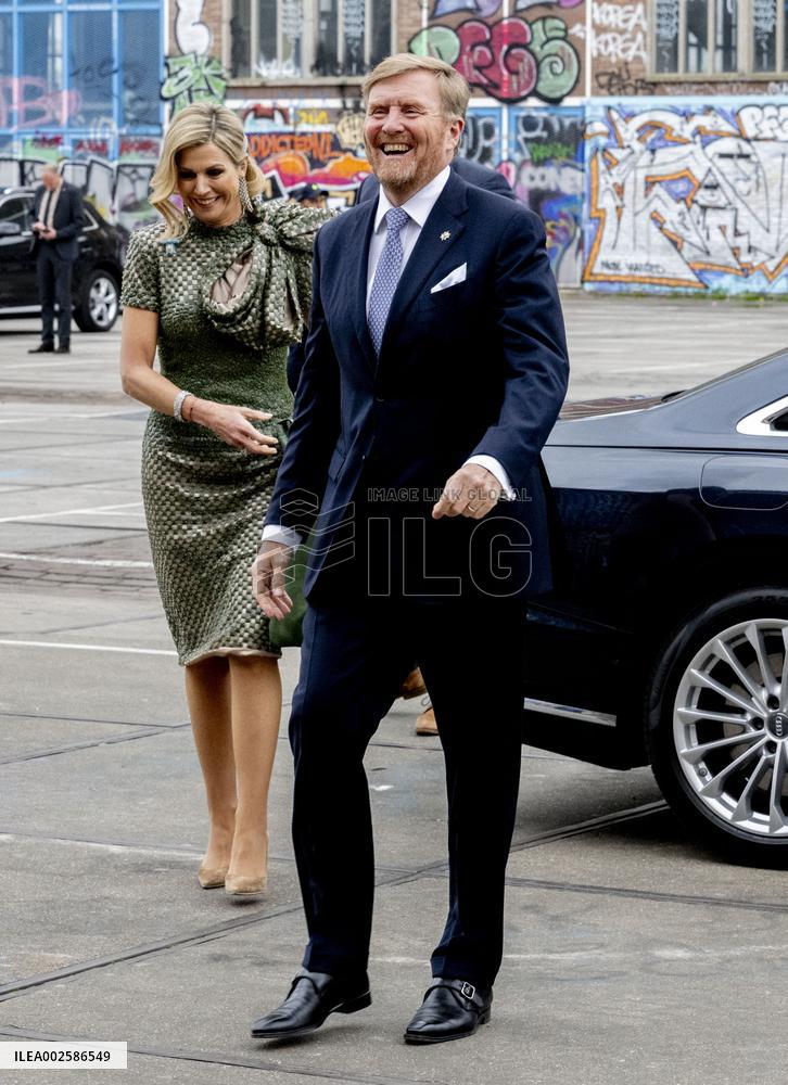 Spanish Royal Couple And Dutch Royals Visit Straat Museum - Amsterdam