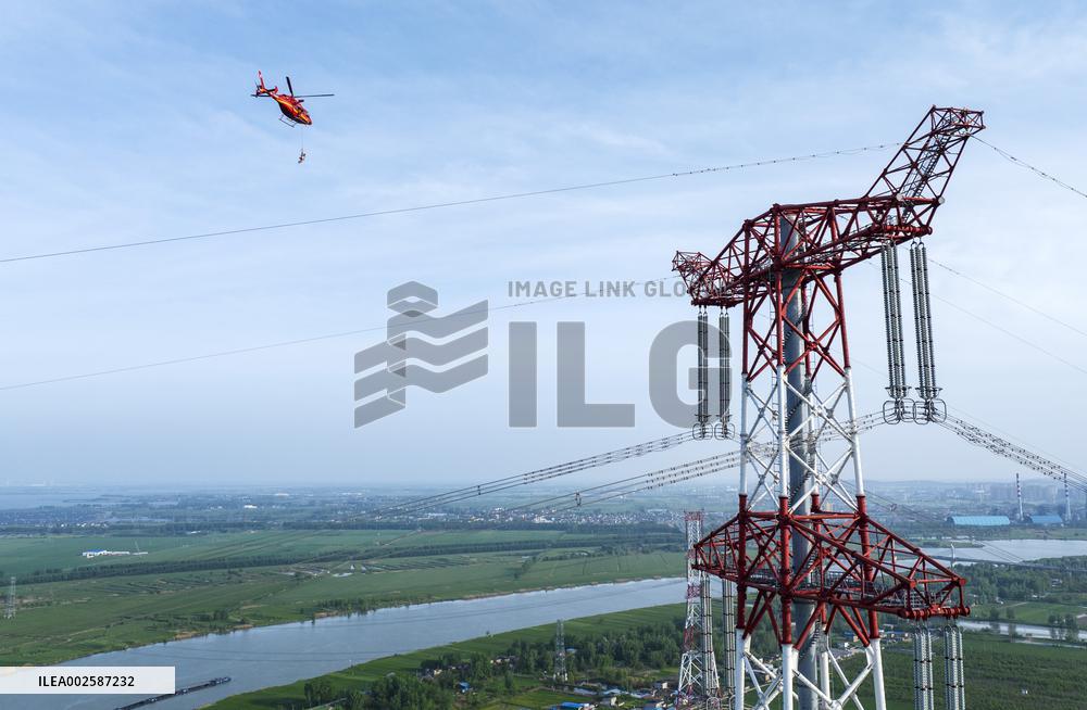 Huaihe River Crossing Transmission Maintenance