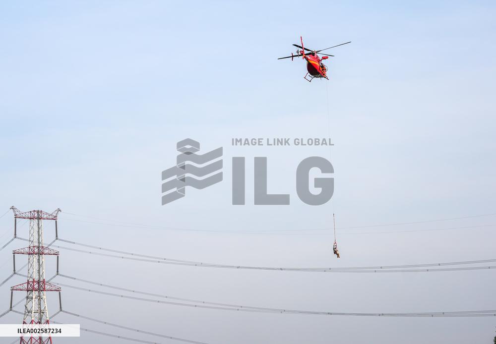 Huaihe River Crossing Transmission Maintenance