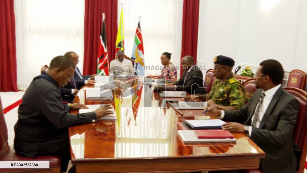 Kenyan president confirms military chief's death in plane crash