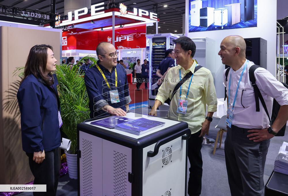 CHINA-GUANGDONG-CANTON FAIR-KAWAN LAMA-COOPERATION (CN)