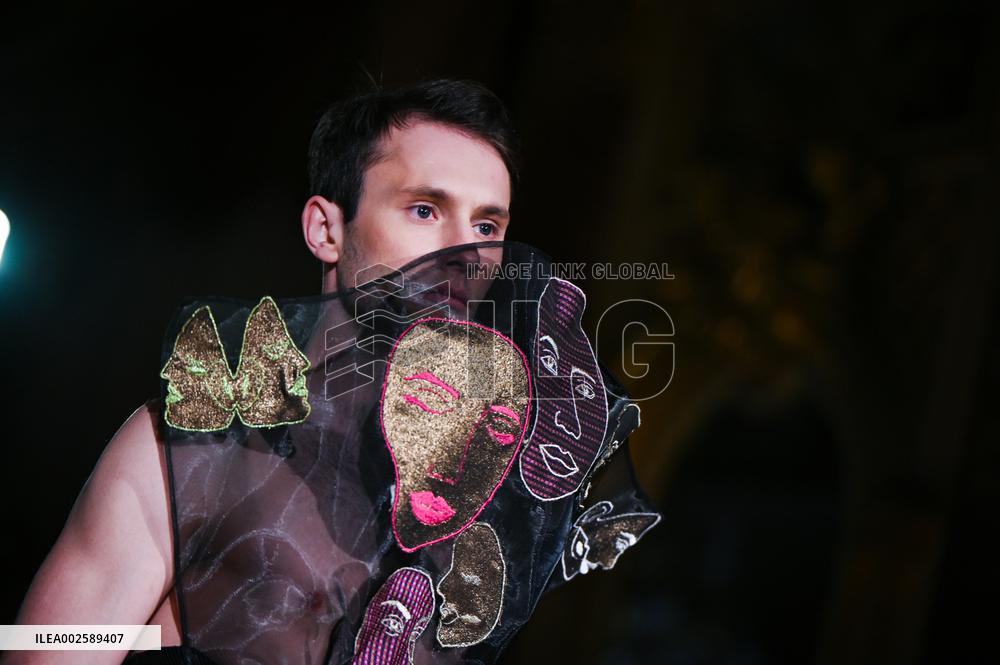 Conversation of Birds theatrical fashion show runs in Lviv