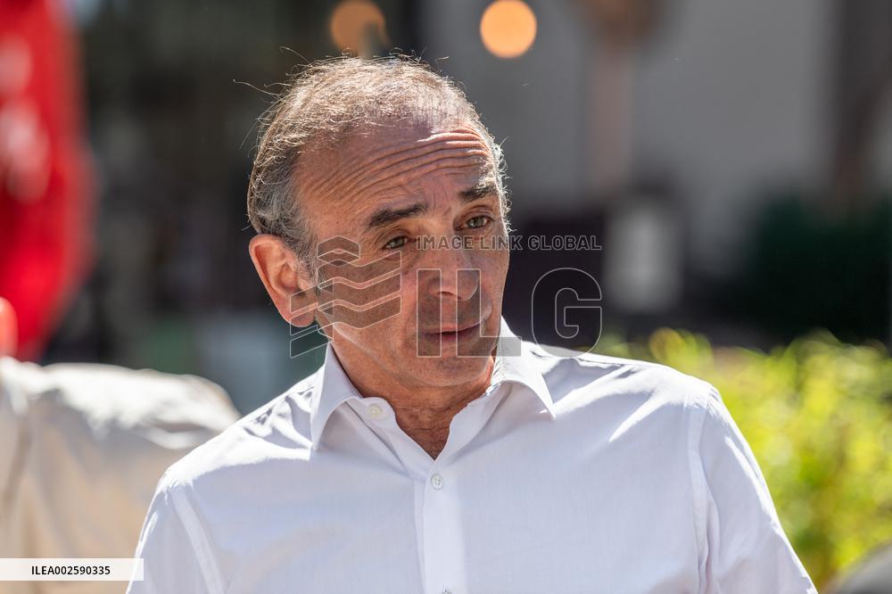 Eric Zemmour On Electoral Campaign - Sainte-Maxime