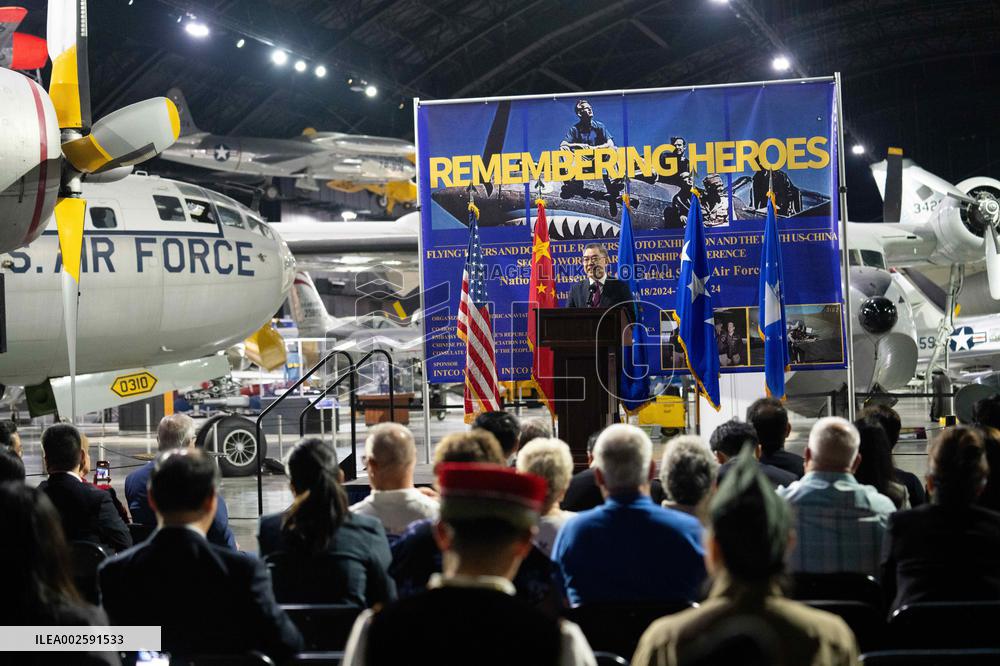 U.S.-DAYTON-FLYING TIGERS-DOOLITTLE RAIDERS-PHOTO EXHIBITION