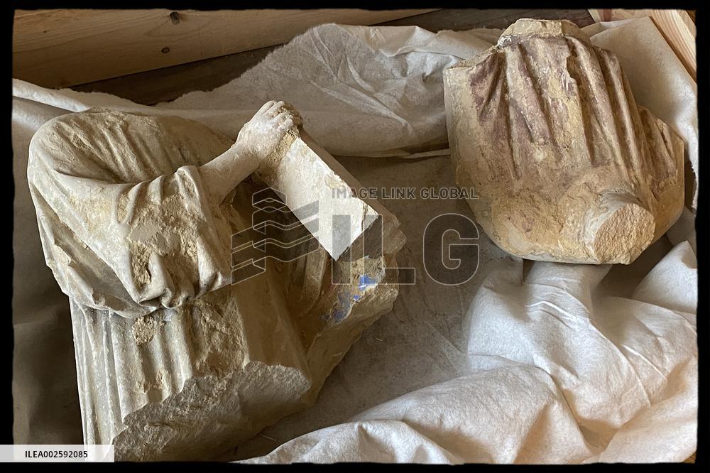 French culture minister Rachida Dati visits INRAP center - Val d’Oise