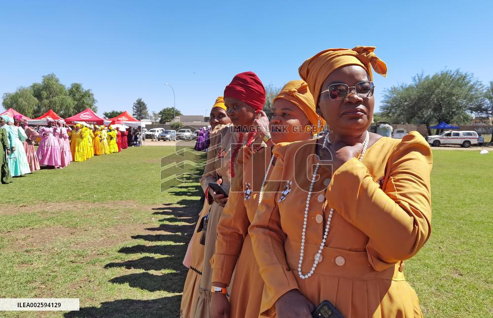 NAMIBIA-WINDHOEK-DAMARA PEOPLE-HAND EMBROIDERY-SHOW