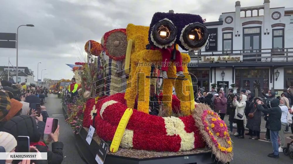 Netherlands holds annual flower parade