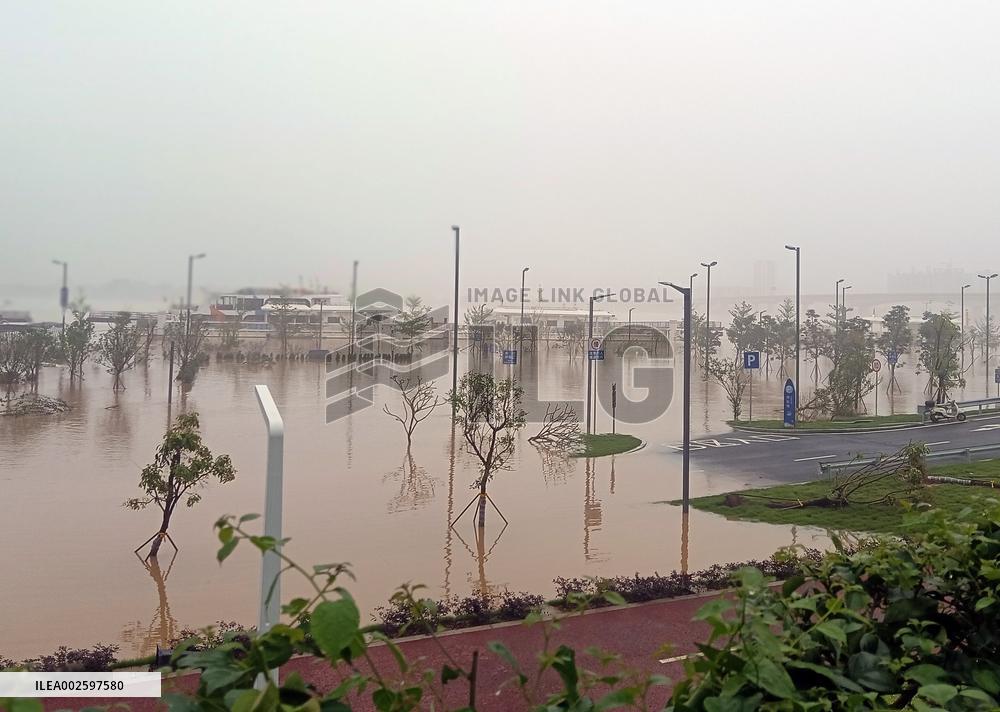 Flood in Qingyuan