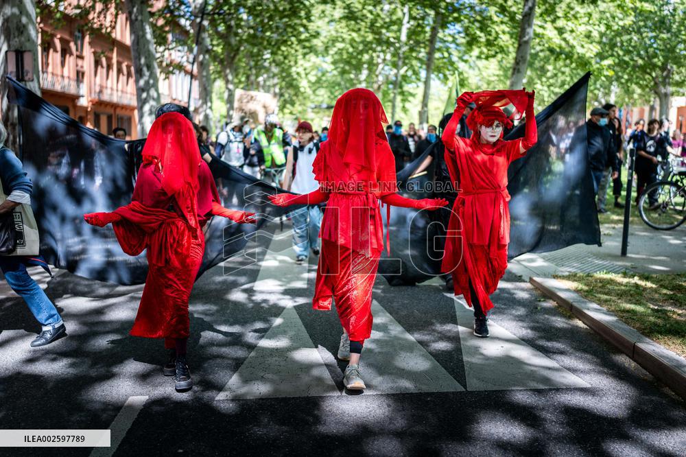 A69 Motorway Protest - Toulouse