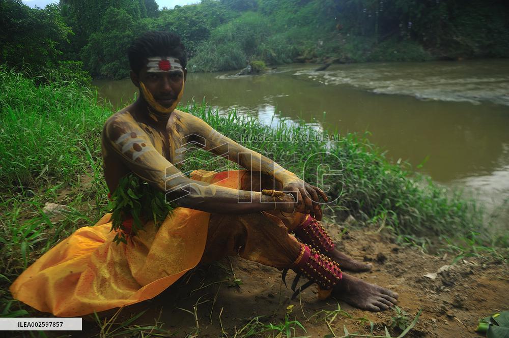 The Chitirai Purnami Tiruvizha Festival - Sumatra