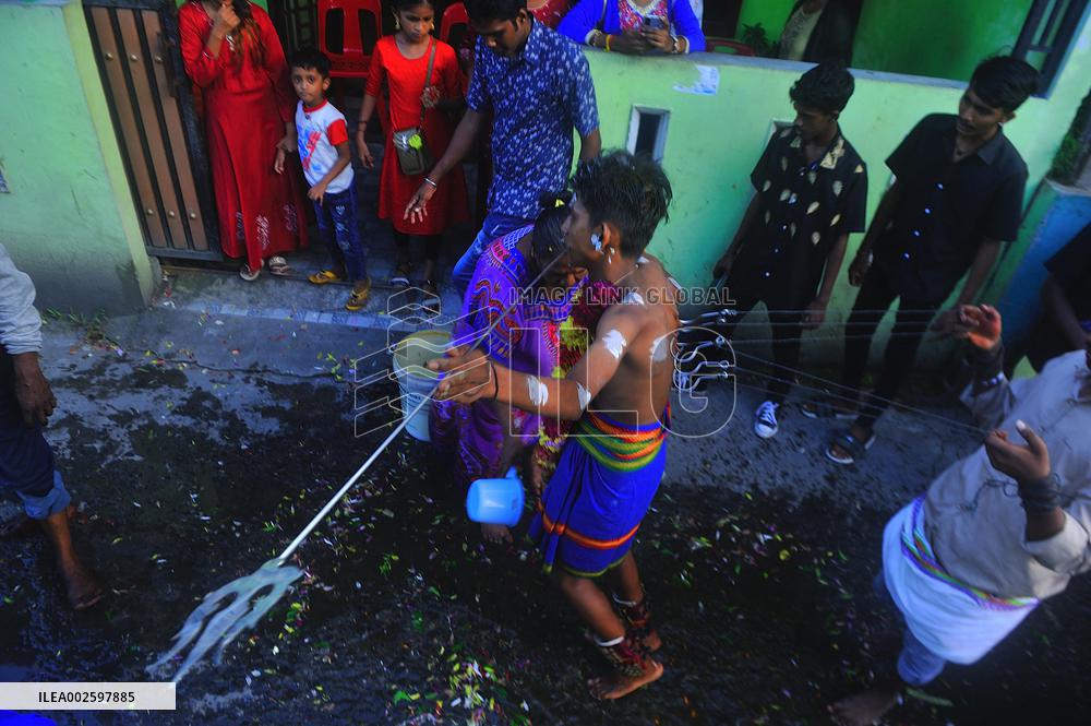 The Chitirai Purnami Tiruvizha Festival - Sumatra