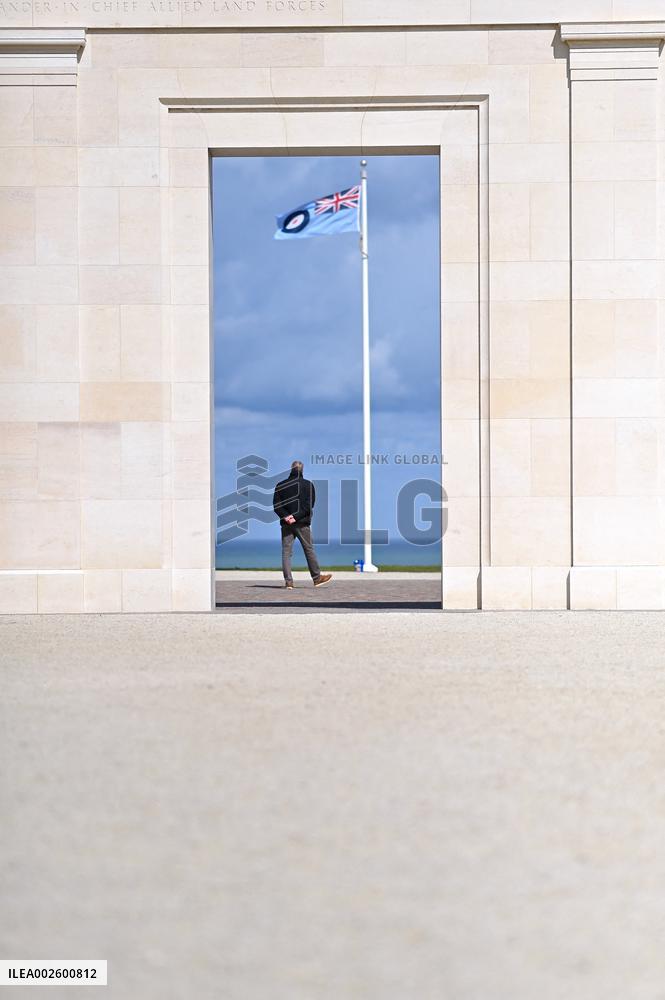 1475 Statues Of Dead Soldiers Installed For The 80th Anniversary Of The D Day - Normandy