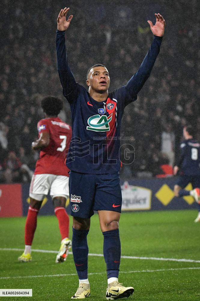 Madrid Looking To Implement "Kylian Mbappe Law"