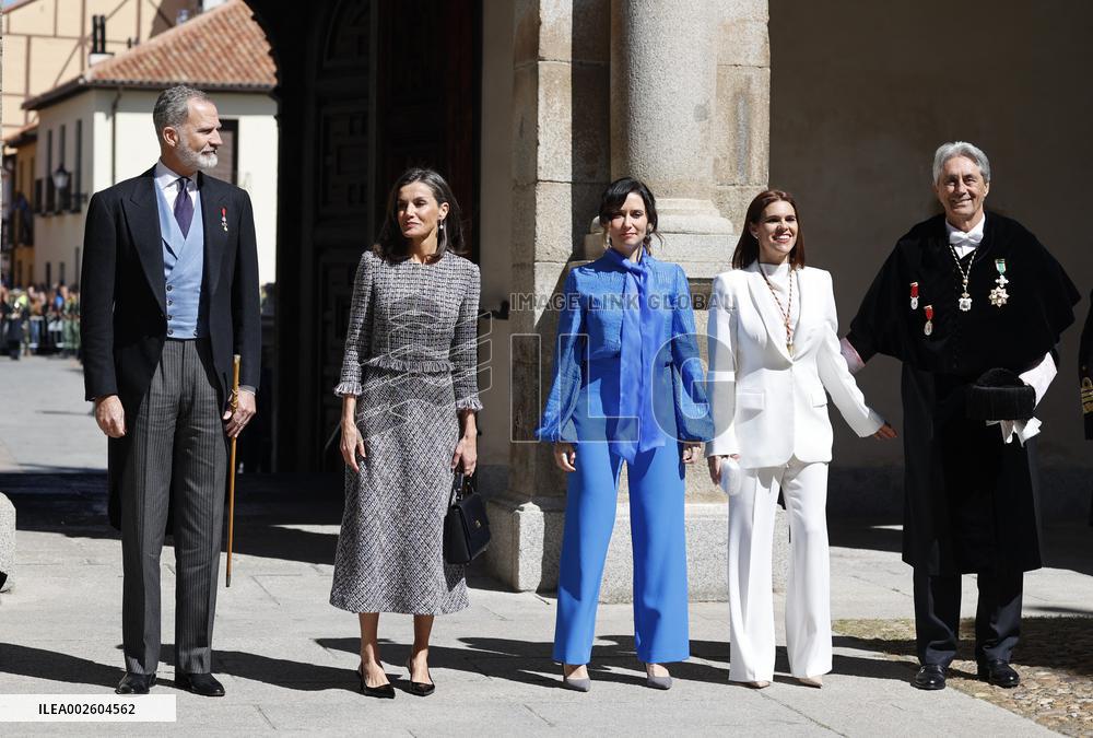 Royals Present The Miguel de Cervantes Prize For Literature - Spain