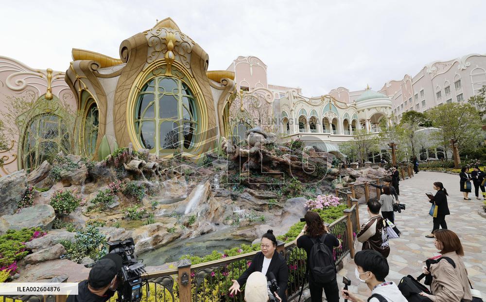 New hotel within Tokyo DisneySea