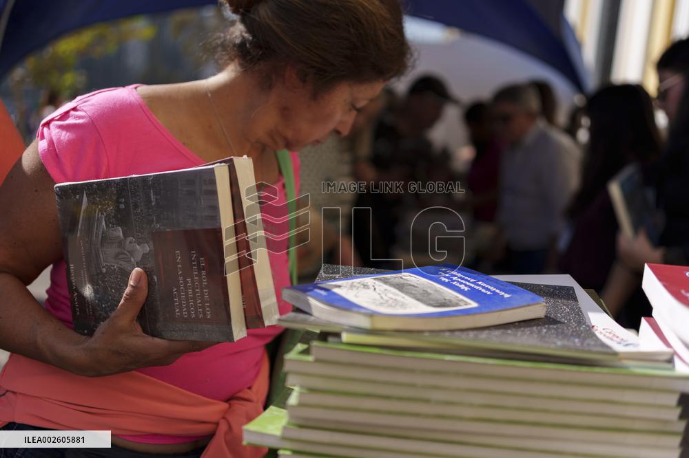 International Book Day in Chile