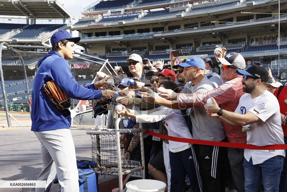 Baseball: Dodgers vs. Nationals