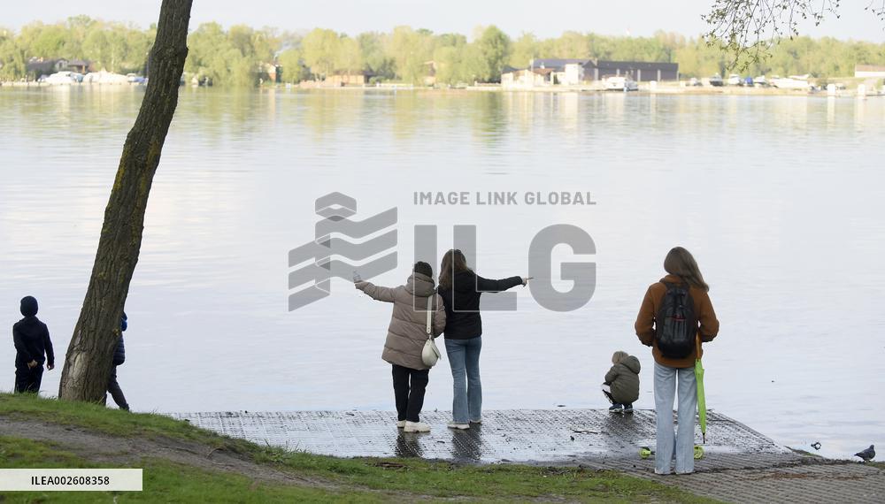 Flooding in Kyivs Obolonskyi district