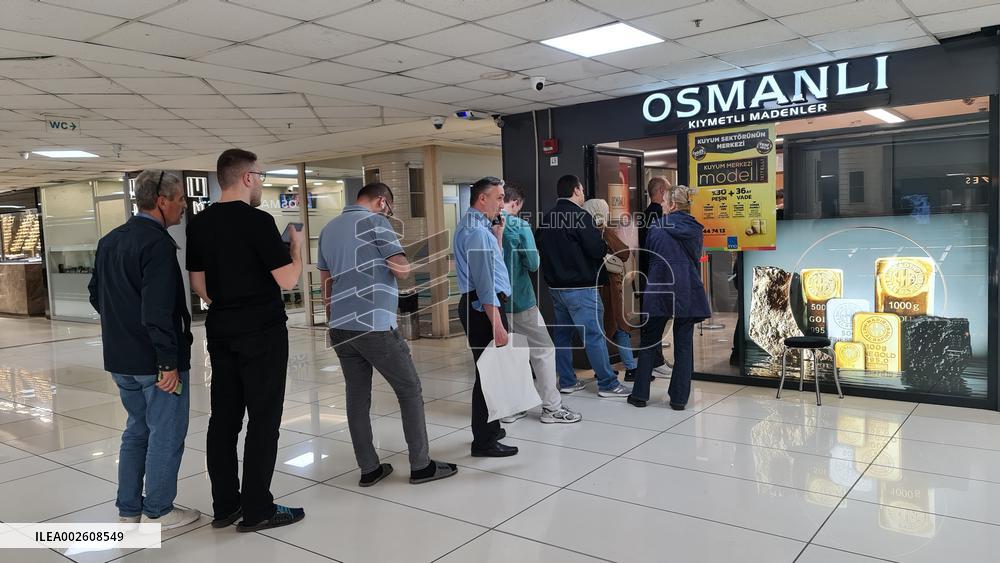 TÜRKIYE-ISTANBUL-GOLD-INVESTORS