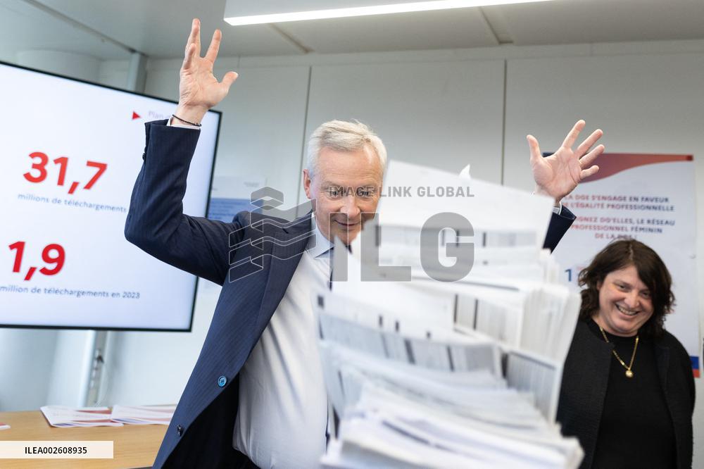 Simplification of Administrative Forms - Paris